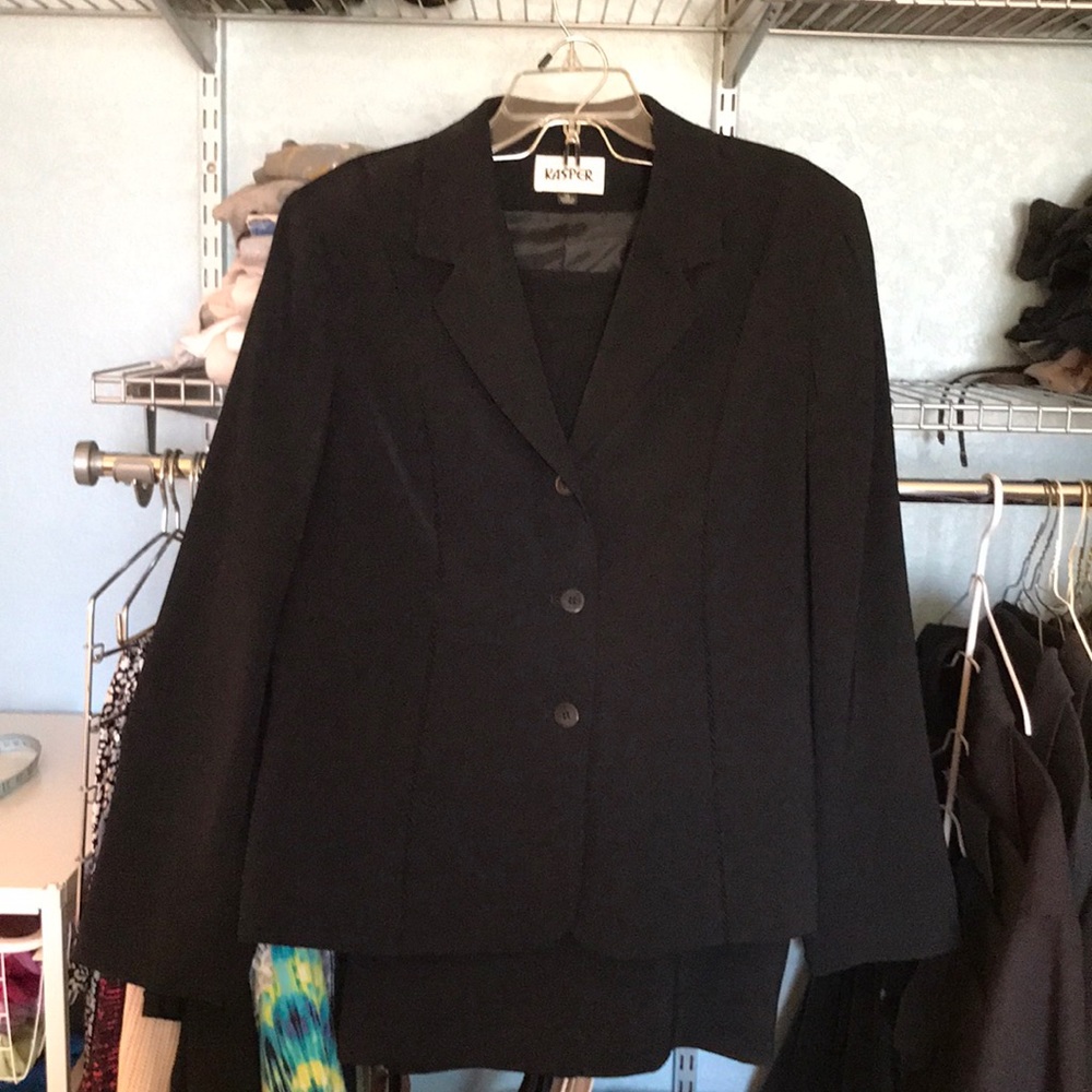 Kasper women’s skirt suit, size 14, Black, Beautiful detail with threading.